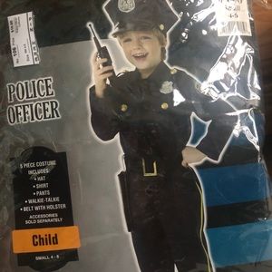 Halloween cop size 4-6